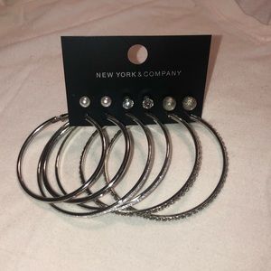 NEW New York & Company Earring Set
